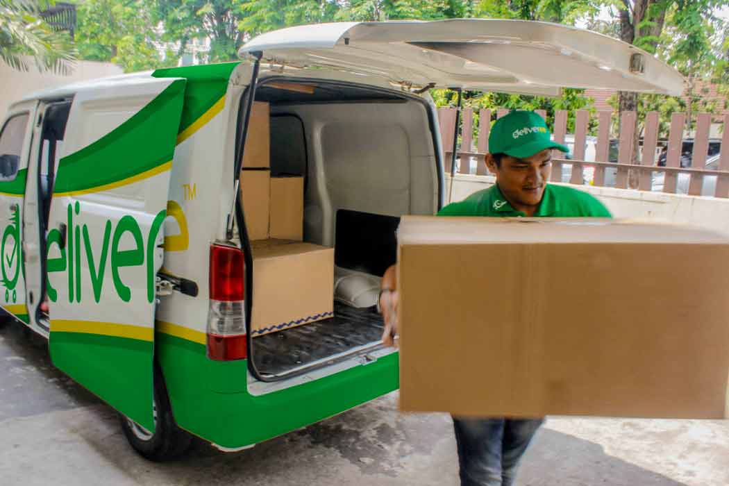 deliveree jakarta, sewa mobil box engkel, jasa delivery,