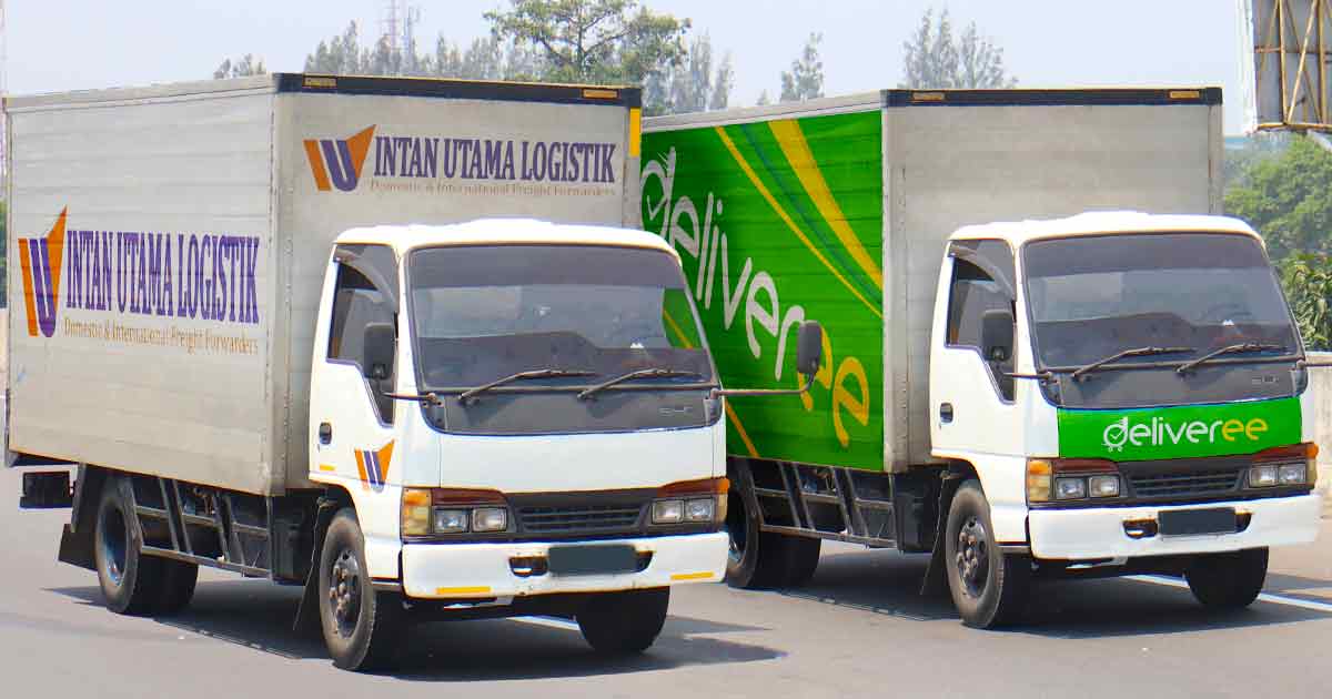 Intan Utama Logistik Pengiriman Trucking
