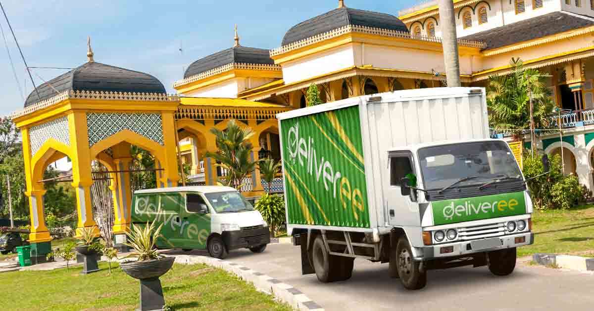 Dua truk deliveree di sumatra