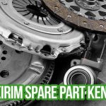 Kumpulan spare part kendaraan seperti kopling dan roda gigi, menekankan solusi pengiriman untuk komponen kendaraan.