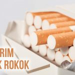 Ilustrasi jasa pengiriman produk rokok dengan fokus pada batang rokok dalam kemasan.