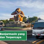Patung Bekantan ikonik di Banjarmasin dan truk boks Deliveree sebagai ilustrasi “Ekspedisi Banjarmasin yang Termurah dan Terpercaya”