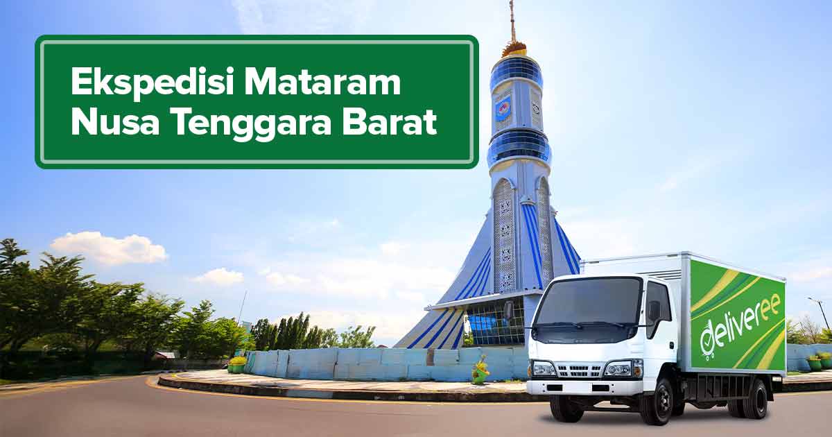Tugu Mataram di Lombok dan truk Deliveree yang melewati jalanan sebagai ilustrasi